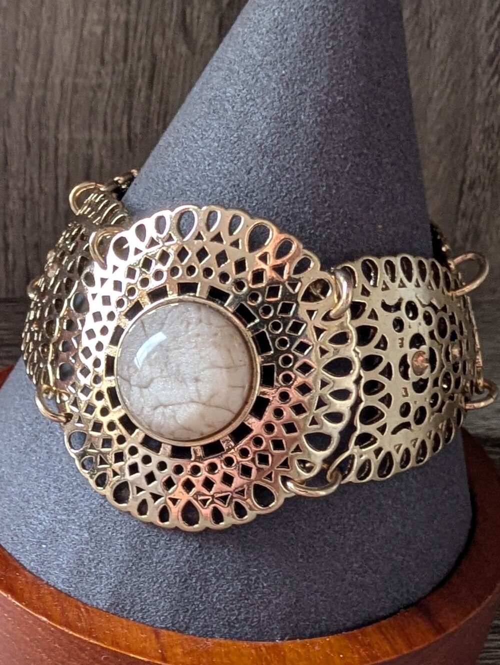 Vintage SHB Shofel Bros. Gold Tone Filigree Panel Bracelet